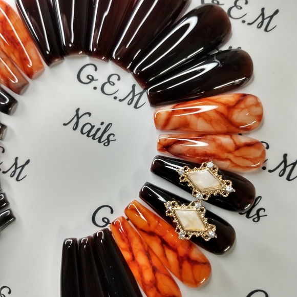 Press on nails (extra long coffin) - Picture 3 of 3